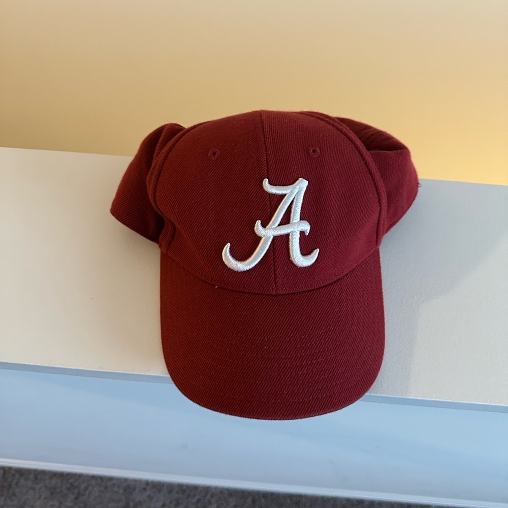 Alabama Crimson Tide Nike Team Cap with White Logo